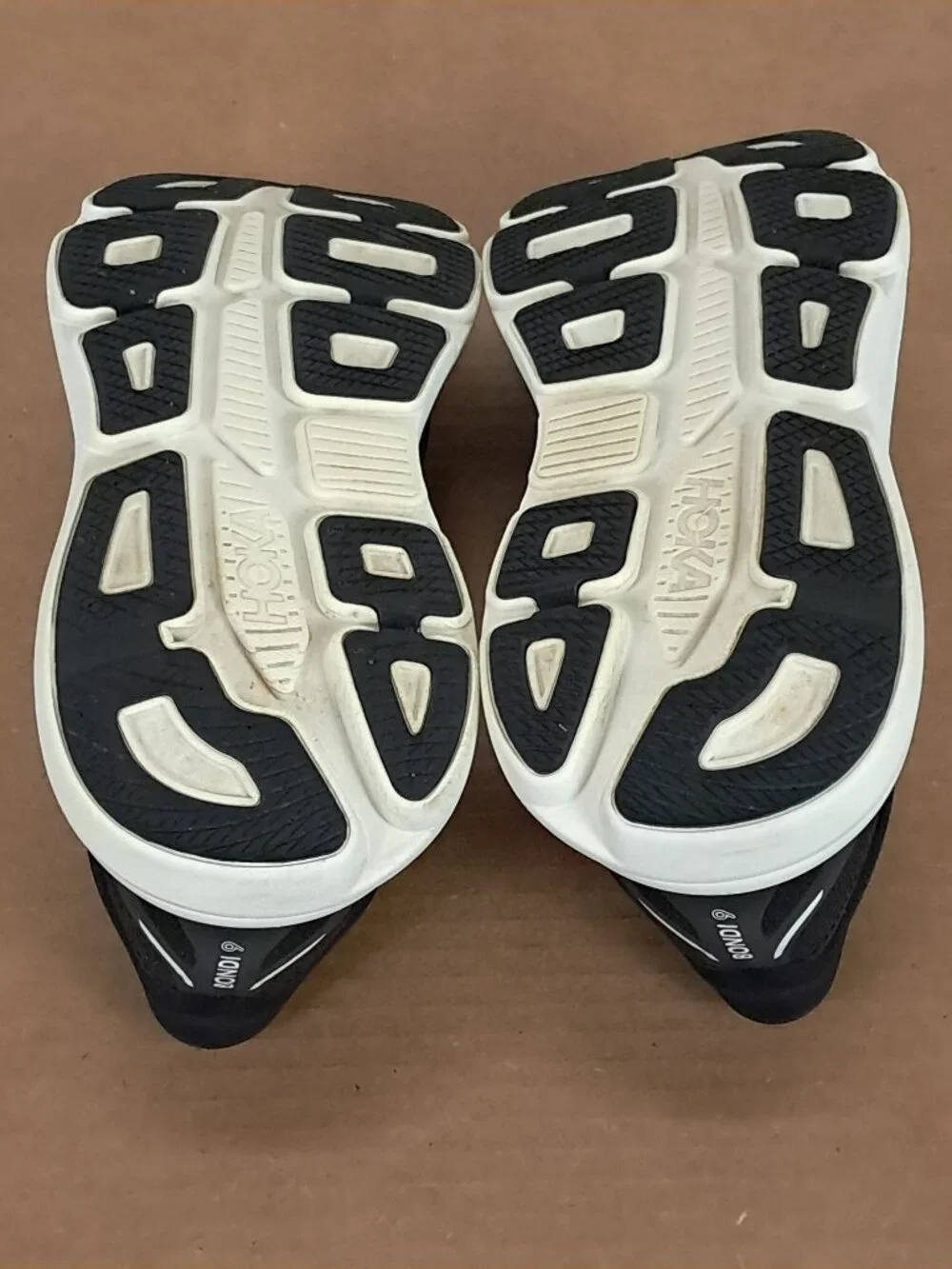 Hoka Bondi 9 Shoes Men 8.5 D Black White Athletic Running Sneakers 1162011 BWHT